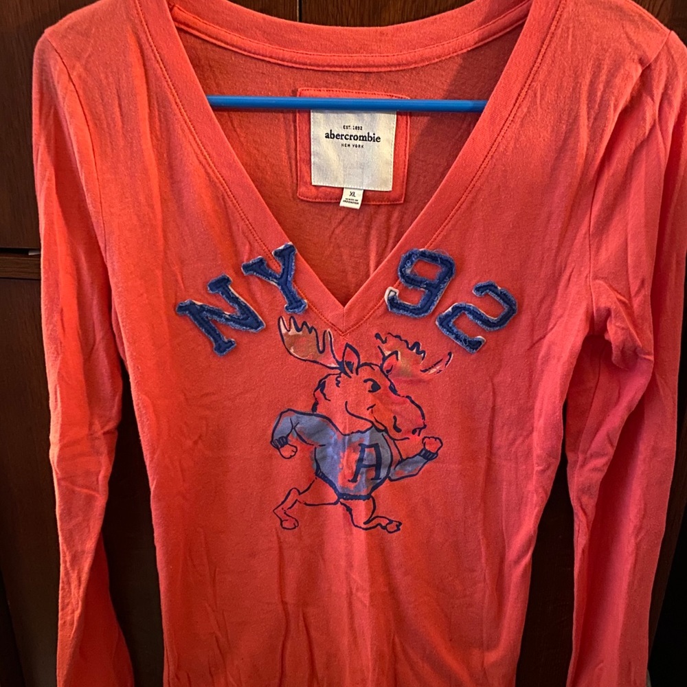 Long sleeve v neck